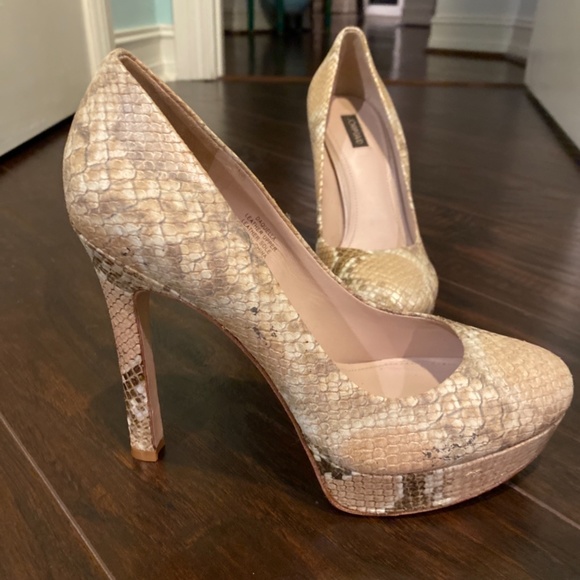 Joan & David Heels - Picture 2 of 5